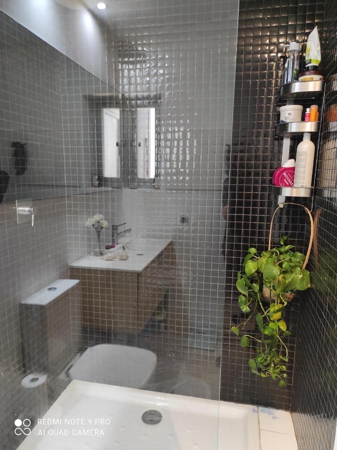 Habitacion Y Bano En Planta Independiente En Centro De Sevilla Экстерьер фото